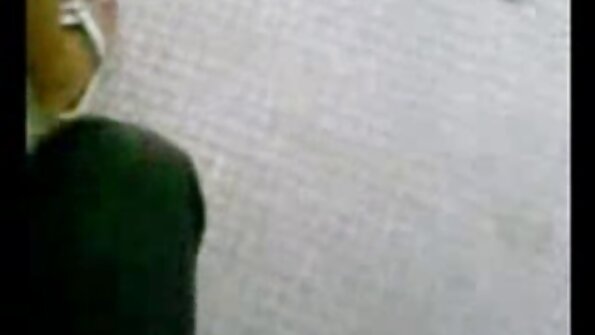抑制されていないティーンは彼女の陰部が古いディックに満足しています 無料 エロ 動画 女性 用